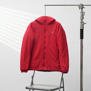 Arc'teryx Retro Red Hooded Outdoor Jacket - Lightweight, Windproof & Stylish